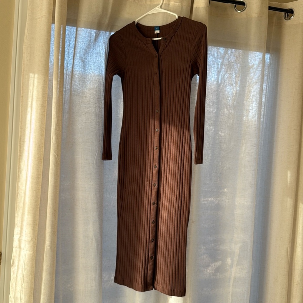 Ribbed Button-Front Long Sleeve Dress - Brown
